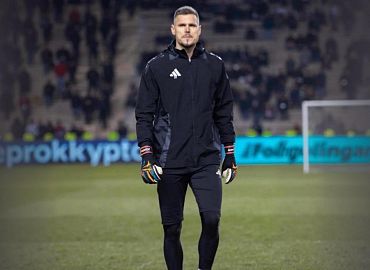 Fabijan Buntić – Profi-Torwart aus Stuttgart Fabijan Buntić, professioneller Fußballtorwart aus Stuttgart und ehemaliger Schüler der Stuttgarter Torwartschule